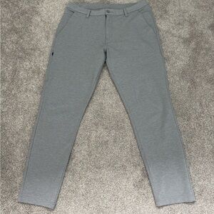 NWOT - BYLT Everyday Pant 2.0 Size 36 x 30 - Gray